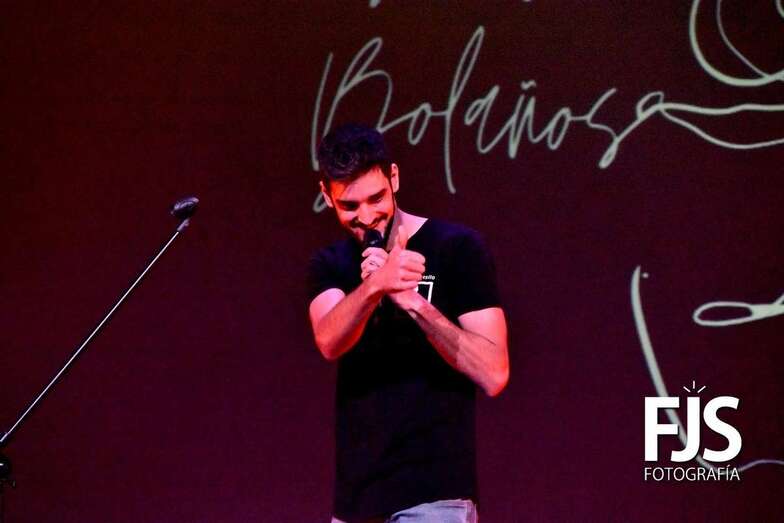 Momento de la actuación del humorista teldense/TA.